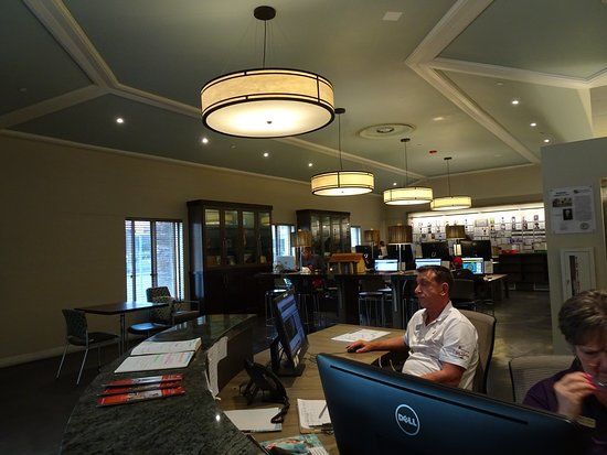 Welwood Murray Memorial Library